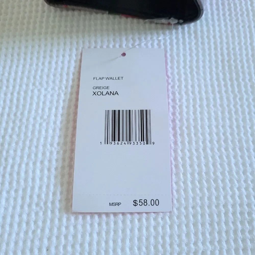 Betsey Johnson XO Lana Flap Wallet- NWT - Picture 14 of 14